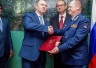 La Fédération de Russie offre un don de matériels militaires au Gabon