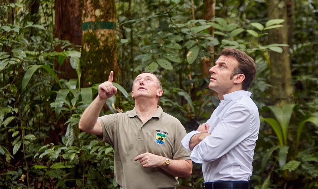 Visite du Président Emmanuel Macron à  l’Arboretum Raponda Walker; Credit: 